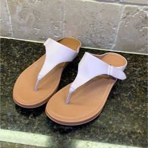 FitFlop Lulu in Smooth Leather - Beige - Size 7 - Like New